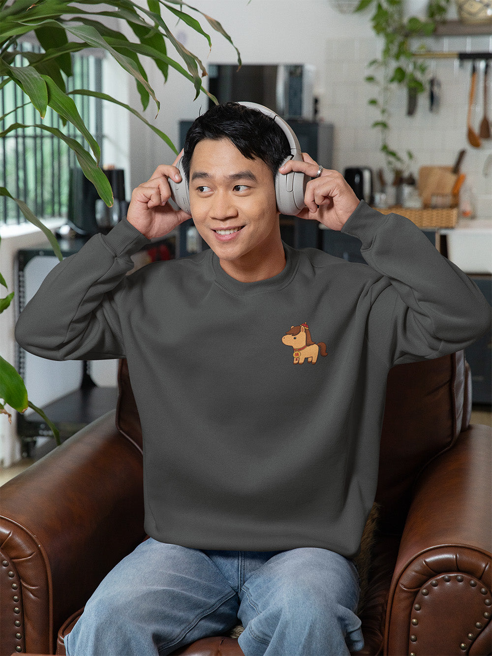 Trendy charcoal heather oversized crewneck sweatshirt with cute horse graphic, relaxed unisex kawaii apparel for casual youth fashion.